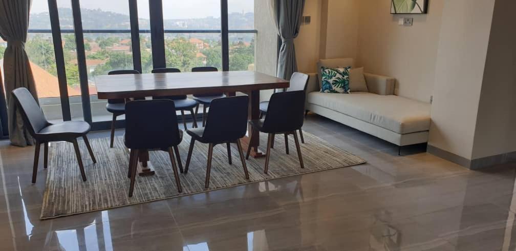Zara Garden Hotel And Apartments Kampala Bagian luar foto