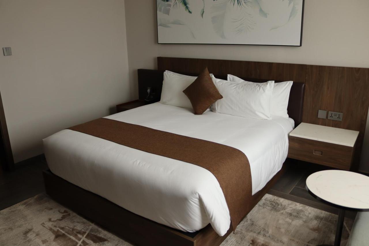 Zara Garden Hotel And Apartments Kampala Bagian luar foto